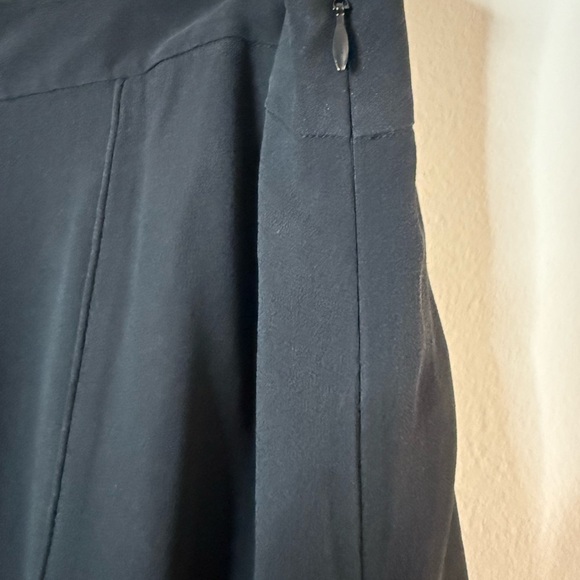 Dana Buchman 100% Silk Gray Midi Skirt Women’s Flowy A-Line Chiffon Elegant - Picture 2 of 6